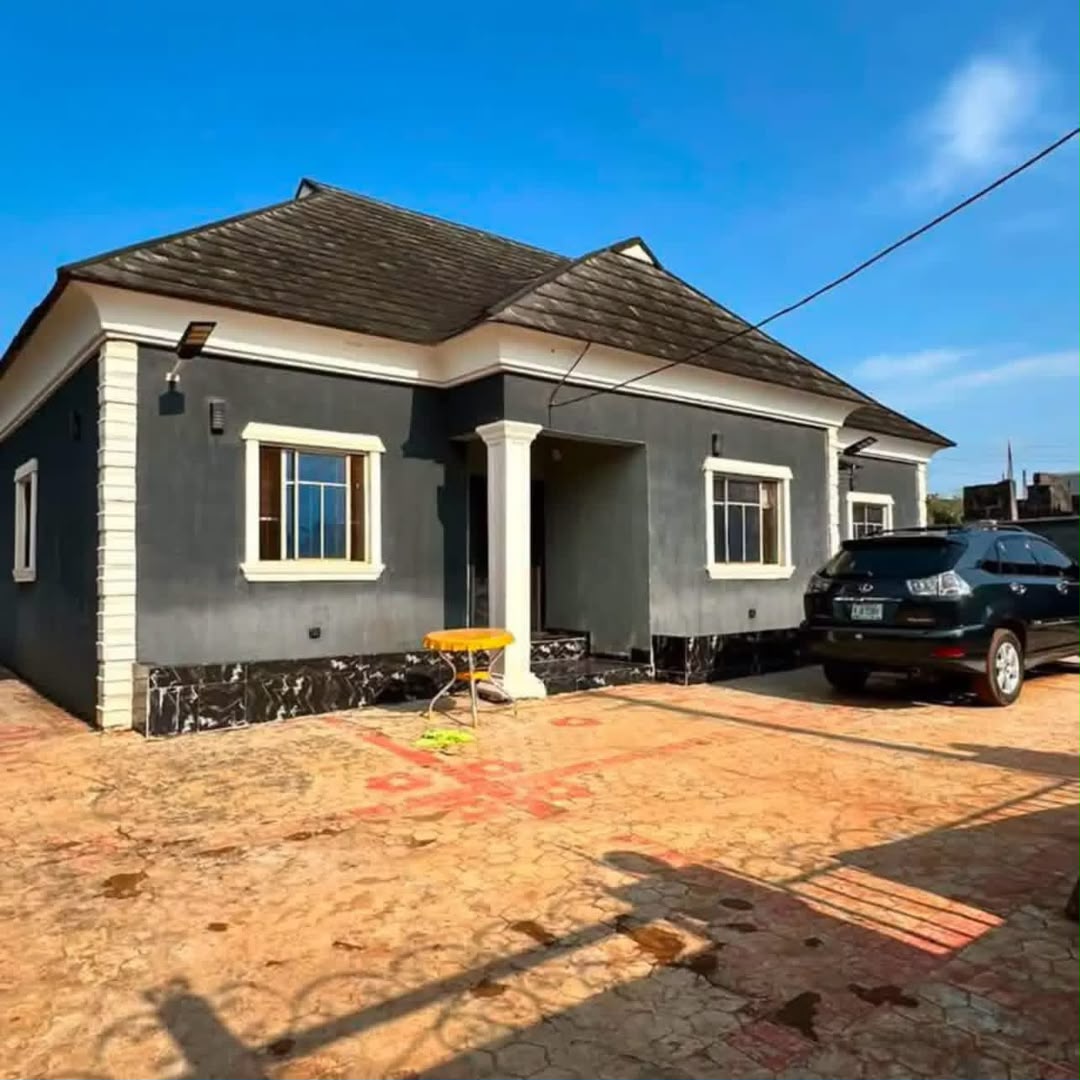 Modern 2 Bedroom Bungalow